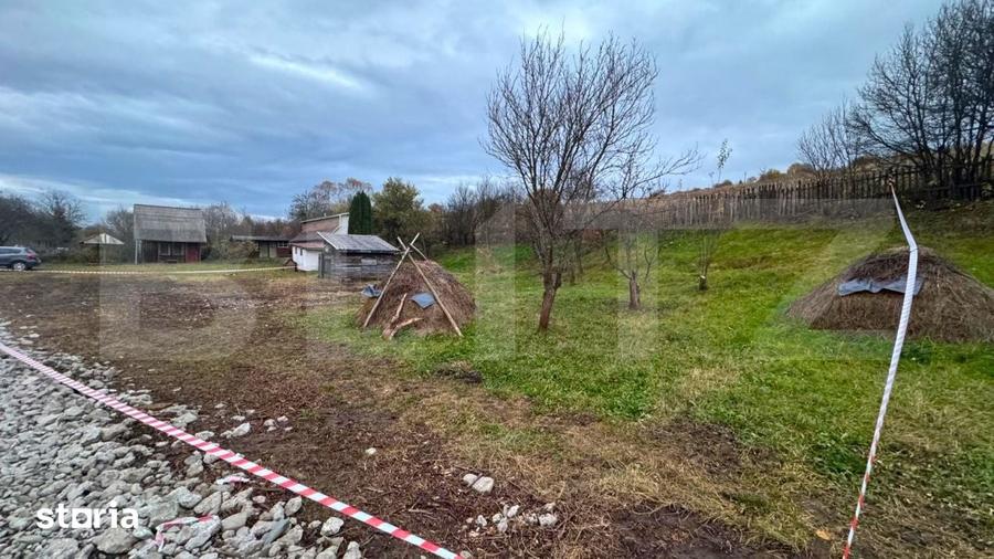 Teren de 680 mp, în Șieu