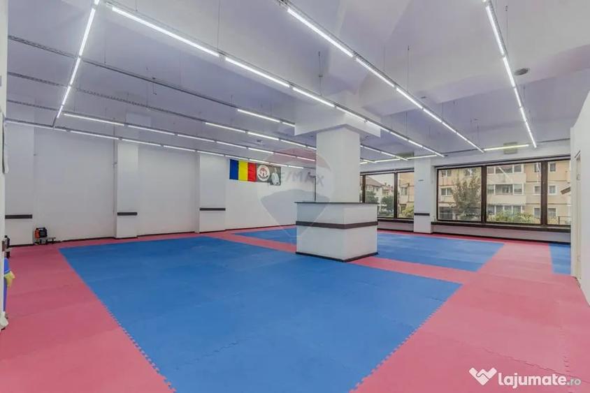 Spațiu comercial, de 170 mp, în Nord
