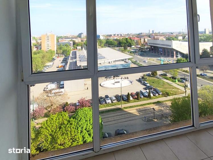 Apartament cu 2 camere semidecomandat, mobilat în Soarelui