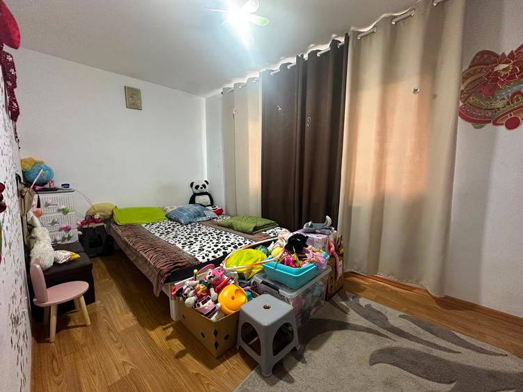 Apartament cu 2 camere decomandat în Miroslava