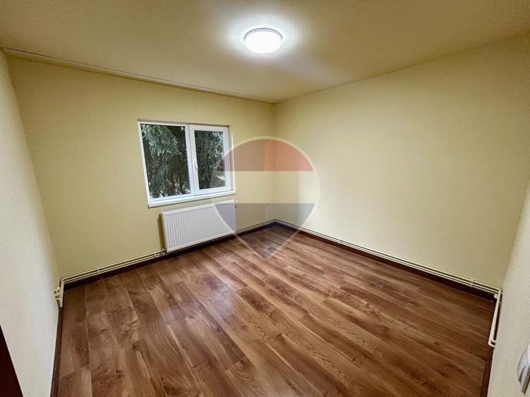 Apartament cu 2 camere decomandat în Republicii
