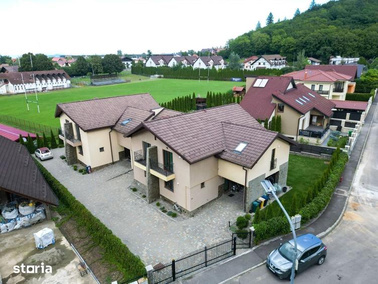 Casă cu 4 camere cu Teren 350 Mp în Noua