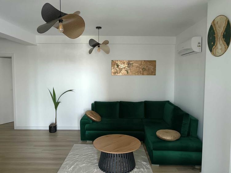 Apartament cu 2 camere decomandat în Exterior Vest