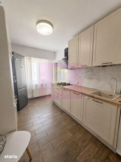 Apartament cu 3 camere în Unirii