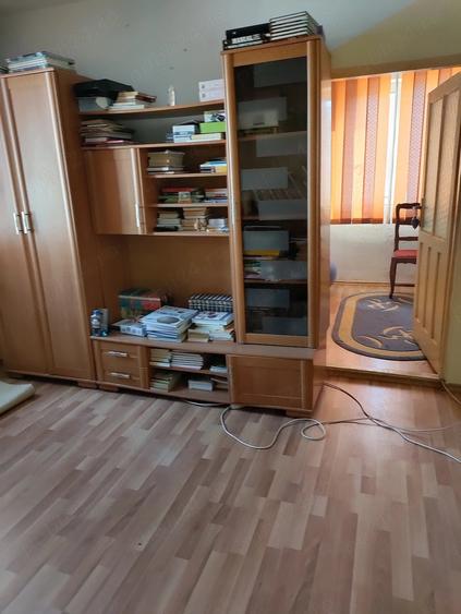 Apartament cu 3 camere nedecomandat în 5 Călărasi
