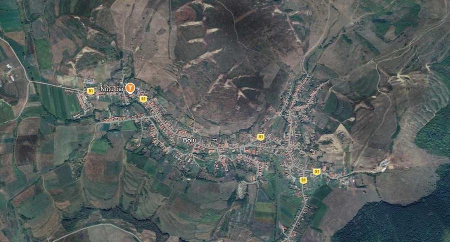 Teren de 138400 mp, în Boiu