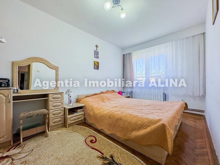 Apartament cu 2 camere semidecomandat în Piața Centrală