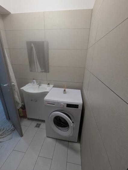 Apartament cu 2 camere decomandat în Vișan