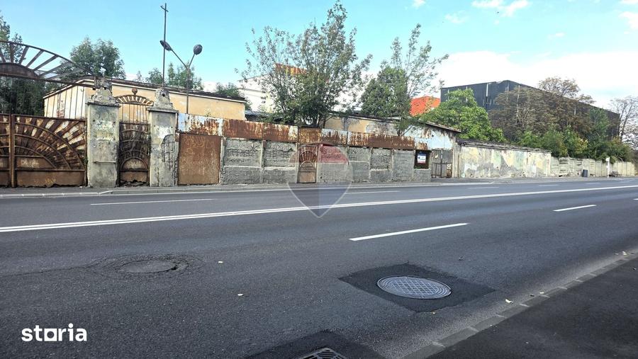 Spațiu comercial, de 232 mp, în Est