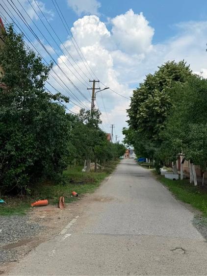 Teren de 2595 mp, în Pișchia