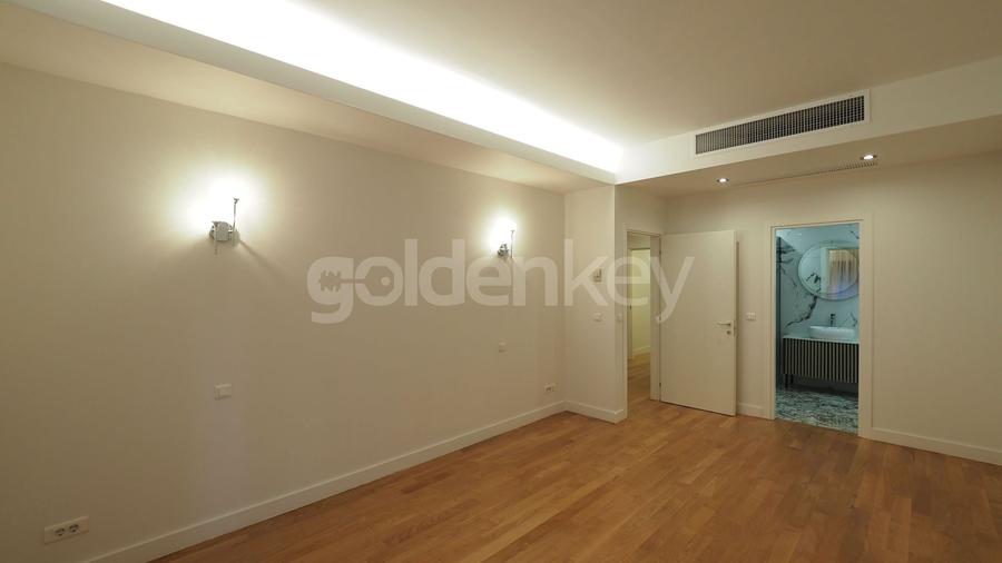 Apartament cu 4 camere decomandat, mobilat în Șoseaua Nordului