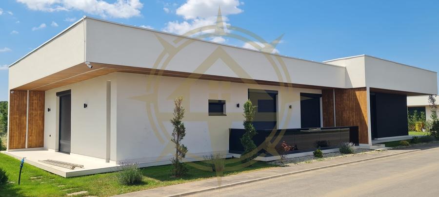 Casă cu 4 camere cu Piscina în Snagov
