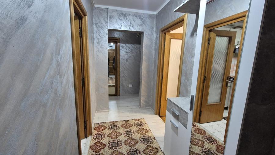 Apartament cu 3 camere decomandat în Țiglina 1