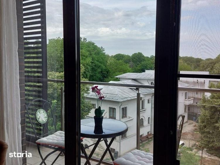 Apartament cu 3 camere decomandat în Aviatorilor
