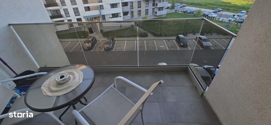 Apartament cu 2 camere decomandat în Nufărul
