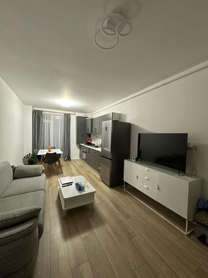 Apartament cu 2 camere nedecomandat în Calea Moldovei