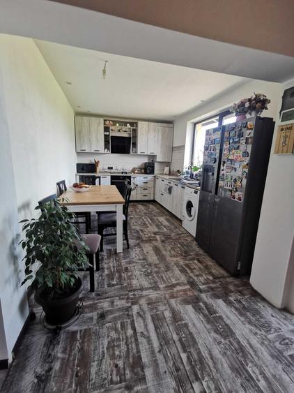 Casă cu 2 camere în Sânpetru
