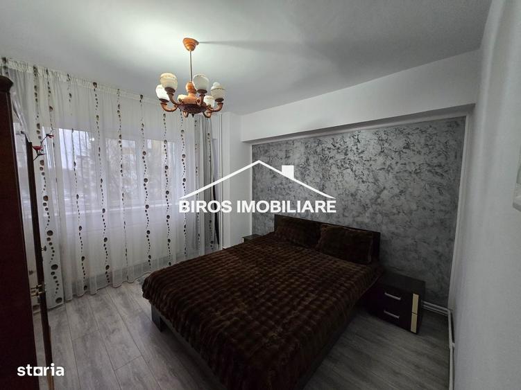 Apartament cu 4 camere în Rovine