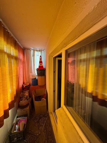 Apartament cu 3 camere decomandat în Păcurari