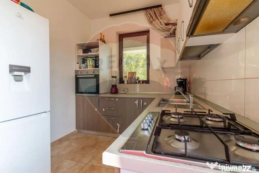 Casă cu 6 camere cu Teren 480 Mp în Tărtășești