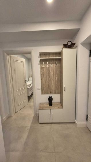 Apartament cu 2 camere decomandat în Exterior Vest