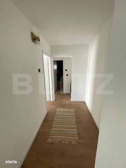 Apartament cu 3 camere decomandat, mobilat în Rovine