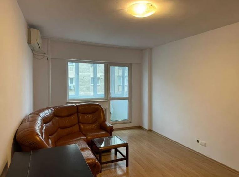 Apartament cu 2 camere semidecomandat, mobilat în Panduri