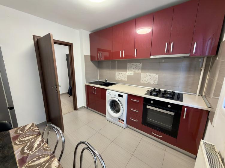 Apartament cu 3 camere decomandat, mobilat în Moșilor