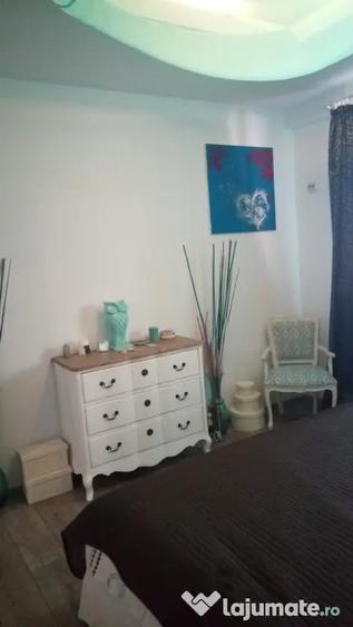 Apartament cu 4 camere decomandat în Bucureștii Noi