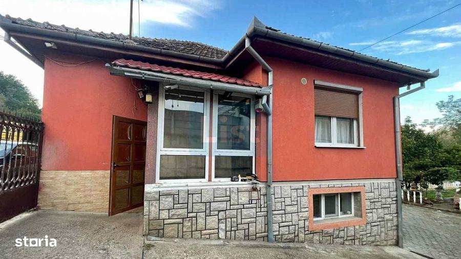 Casă cu 4 camere în Câlnic