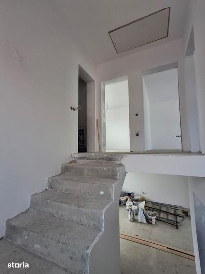 Casă cu 3 camere cu Teren 250 Mp în Șelimbăr
