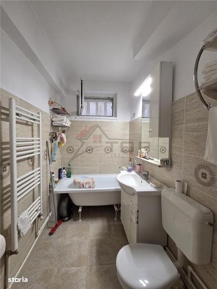 Apartament cu 3 camere în Tudor Vladimirescu