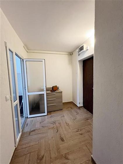 Apartament 2 camere etaj intermediar intrare Racadau - 10