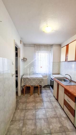 Apartament cu 2 camere semidecomandat, mobilat în Centrul Civic