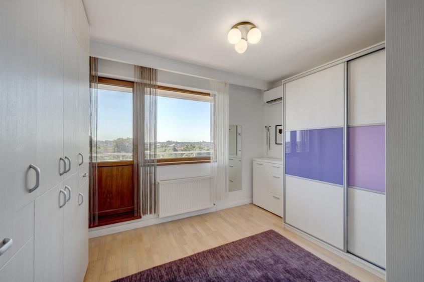 Apartament cu 4 camere decomandat, mobilat în Sisești