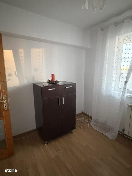 Apartament cu 3 camere în George Enescu