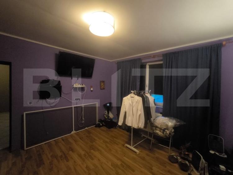 Casă individuală cu 4 camere cu Canalizare în Exterior Est