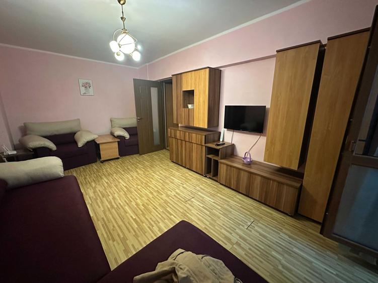 De Închiriat: Apartament 3 Camere – Zona Brâncoveanu, Metrou - 1
