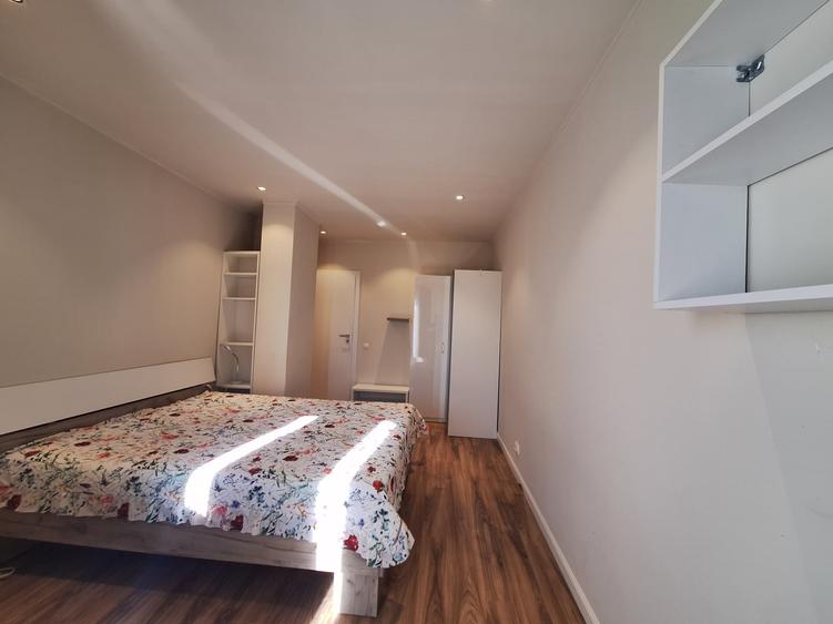 Apartament cu 2 camere semidecomandat, mobilat în Florești
