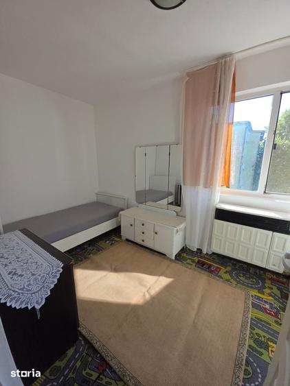 Apartament cu 2 camere în Micro 14