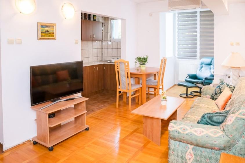 COMISION 0 % I 2 camere Bach - Parc Cinematograf Floreasca I et. 3 I - 7