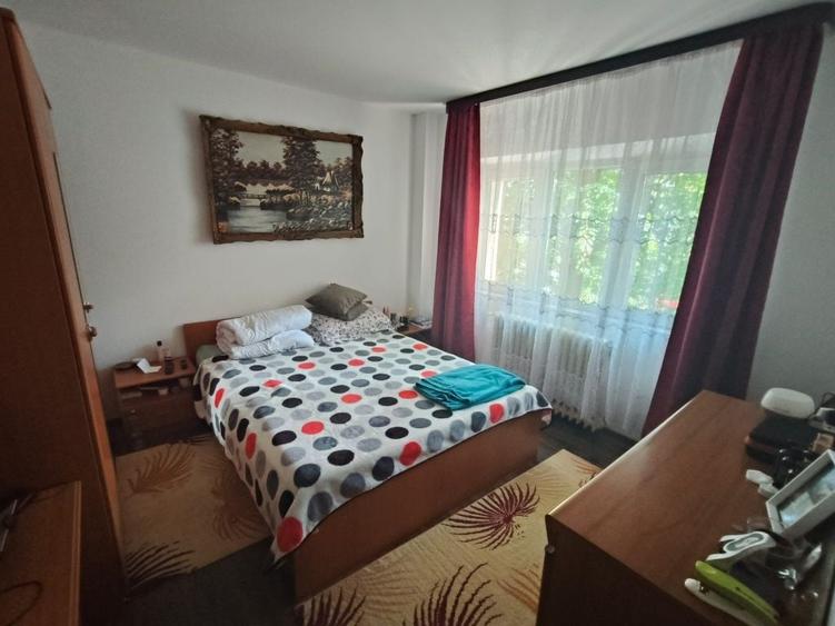 Apartament cu 3 camere decomandat în Sfântu Ilie