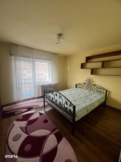 Apartament cu 4 camere în Central