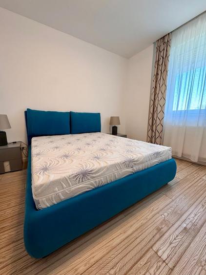 Apartament cu 3 camere decomandat în Băneasa