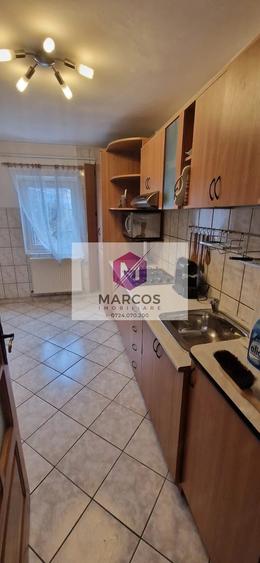 Apartament cu 4 camere decomandat în Cuptoare (Reșița)