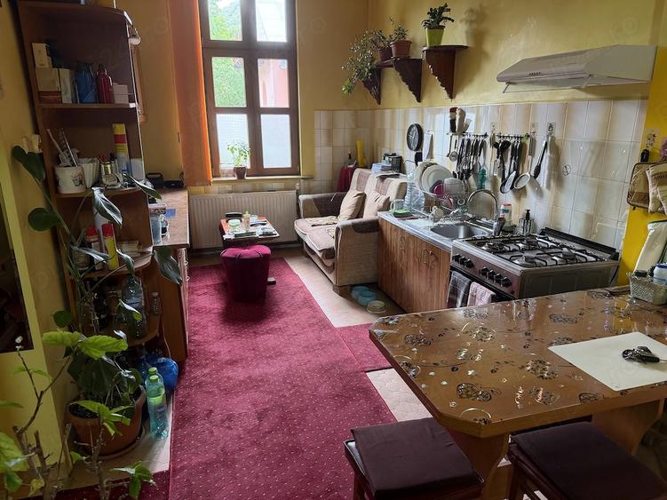 Casa de vanzare Sinaia, zona centrala, langa Hotel International - 3