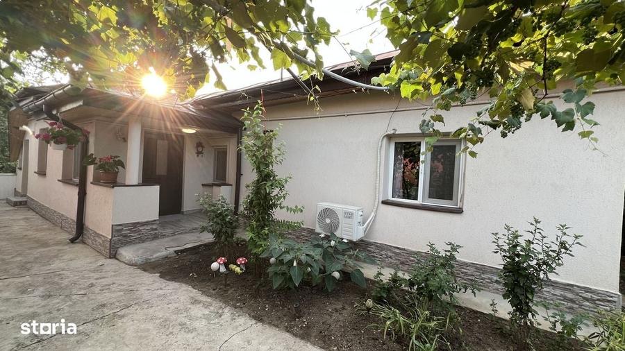 Casă cu 3 camere în Alexandriei