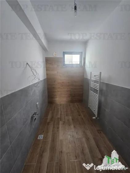 Casă cu 4 camere cu Teren 400 Mp în Dragomirești-Deal