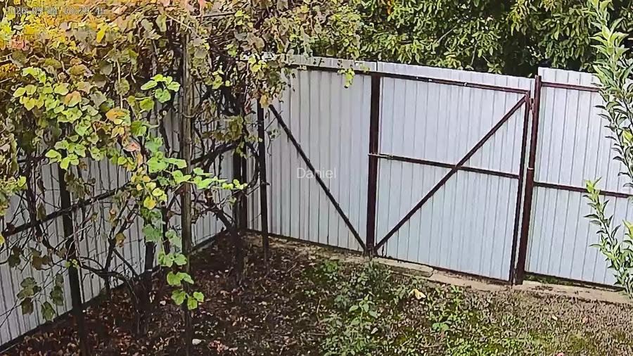 Casă individuală cu 4 camere cu Teren 500 Mp în Central