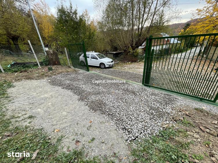 Teren de 2301 mp, în Provița de Jos